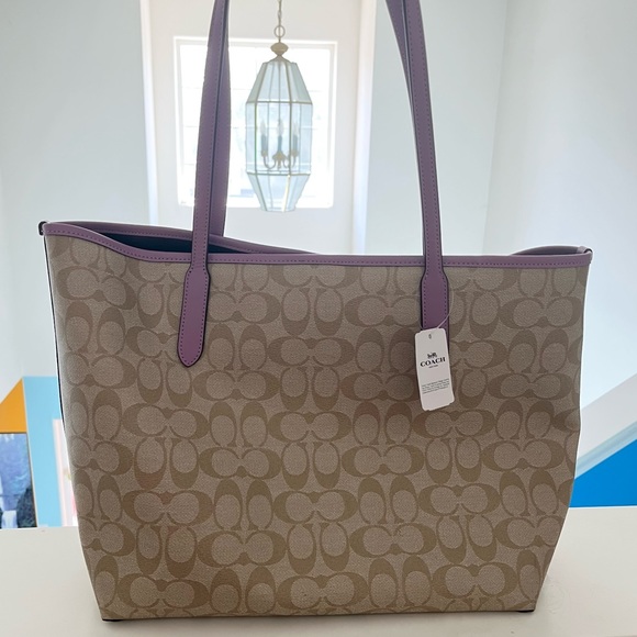 NWT Coach Tote Bag - Picture 2 of 4
